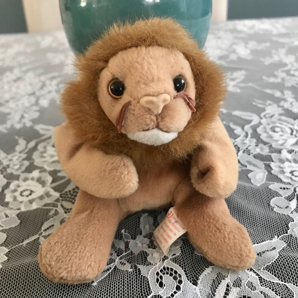 ⭐️Beanie Babies “Roary”